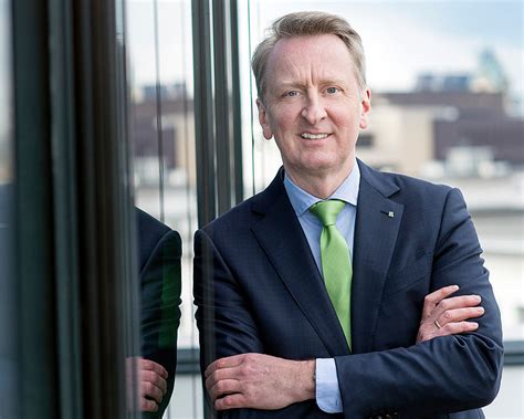 The document has moved here. KD-Bank präsentiert erfolgreiches Geschäftsjahr 2016 und ...