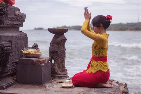 Mengenal Hari Siwaratri Di Indonesia Asa Usul Makna Ritual Dan