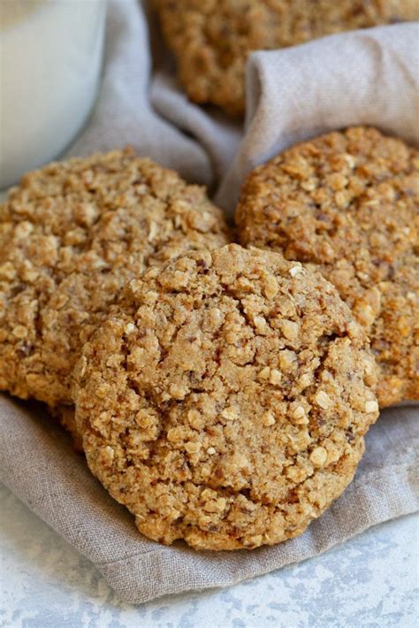 Soft And Chewy Oatmeal Cookies That Are Super Easy To Make With Only