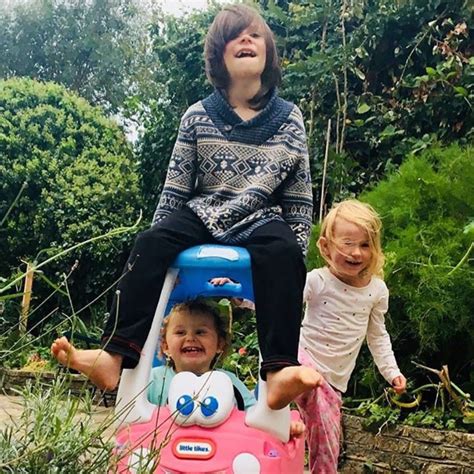 Couple raise their children with unconventional parenting ...