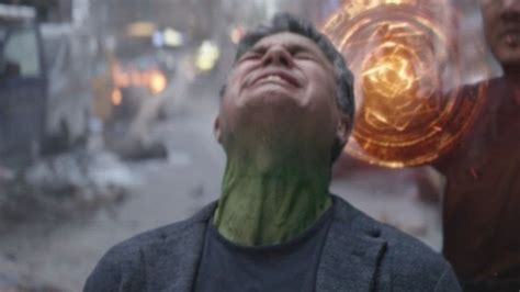 Avengers Infinity War Bruce Banner Cant Change Into Hulk Youtube