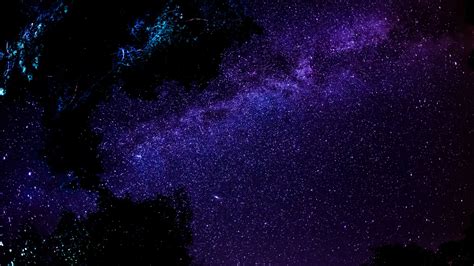 Milky Way Galaxy Visible In The Night Sky Wallpaper Walldevil In 2019