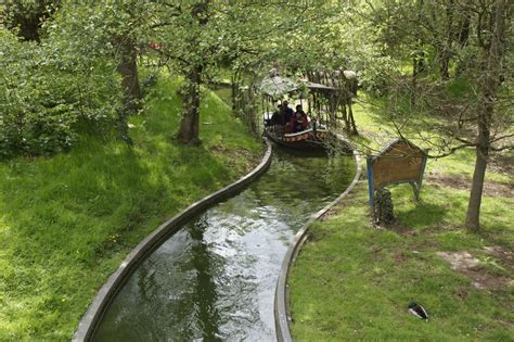 The Night Garden Magical Boat Ride Alton Towers Freizeitpark Weltde