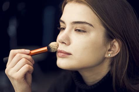 Common Makeup Mistakes And How To Do It The Right Way Focus Magazine