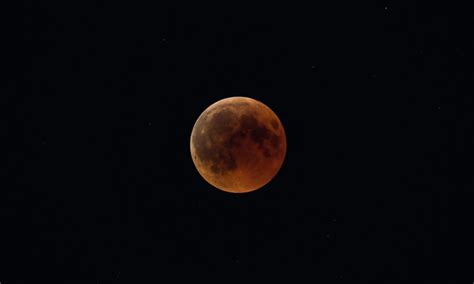 Lunar Eclipse 2019 Visible From India On 16 And 17 July How To Watch