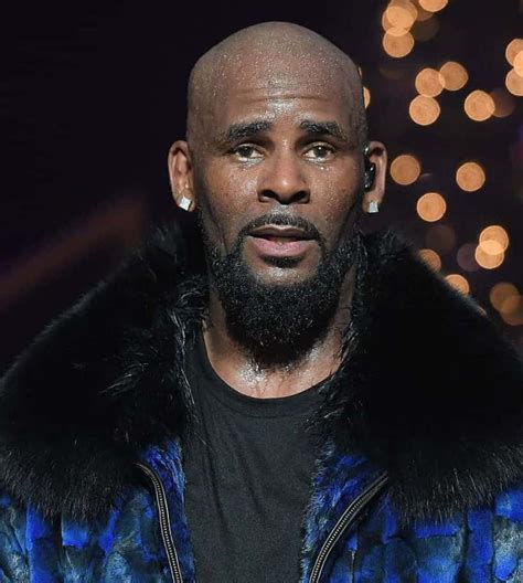 R Kelly Gets Emotional In First Interview After Sexual Assault Charges