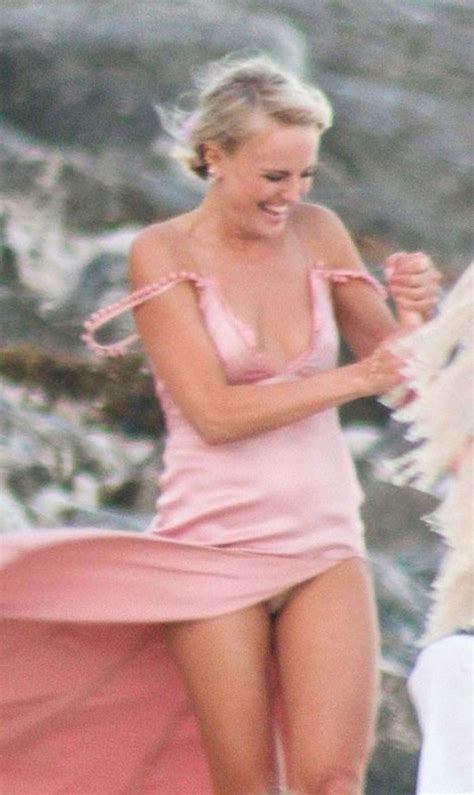 Malin Akerman Pink Pantie Upskirt At Her Wedding Taxi Driver Movie