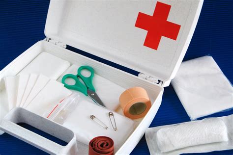 Cómo armar un Botiquín de Primeros Auxilios Un buen botiquín de primeros auxilios es