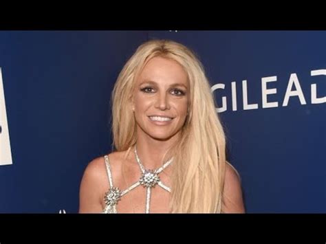 Britney Spears Goes Full Comrade Calls For Wealth Redistribution Youtube