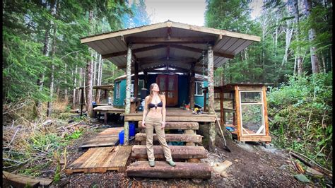 Off Grid Wilderness Living Building A Log Cabin In The Forest Ep
