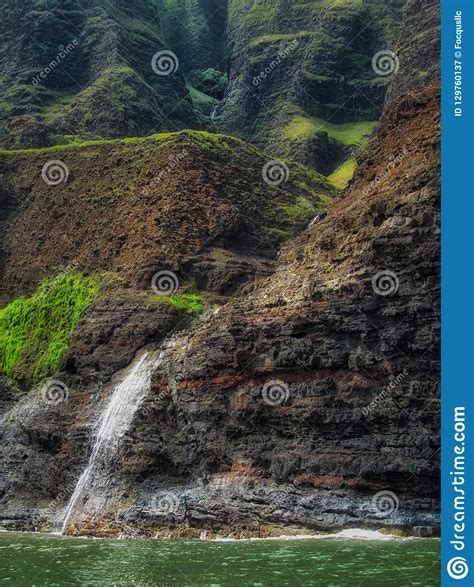 Na Pali Coast Waterfall Stock Image Image Of Kauai 129760137