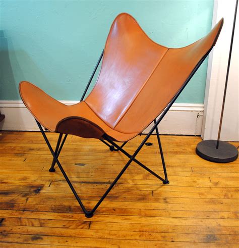 These lovely and functional butterfly chair are available at enticing offers and discounts. Vintage Leather Butterfly Chair | Circa