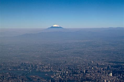 Aerial Shot Of Tokyo With Mount Fuji In The Distance 1600 X 1067 R