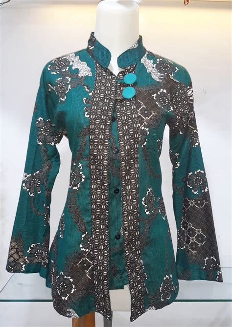 Model Baju Kerja Formal Wanita Batik