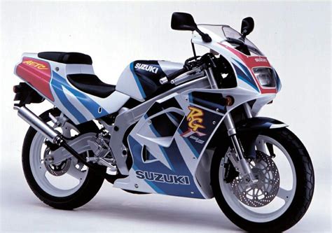 Technical issues with this bike. SUZUKI RG 200 F GAMMA specs - 1992, 1993 - autoevolution
