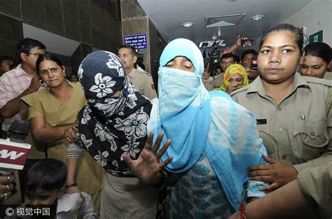 印度恶性强奸案男被杀4名女性被奸 真实的印度太恐怖了 国际新闻 海峡网