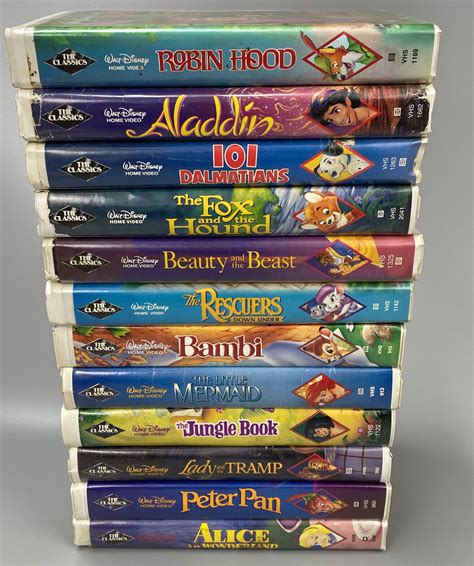 12 Walt Disney Black Diamond VHS Tapes Robin Hood Bambi Jungle Book