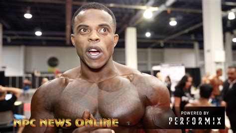 Ifbb Mens Physique Pro Andre Ferguson Backstage At The 2018 Olympia