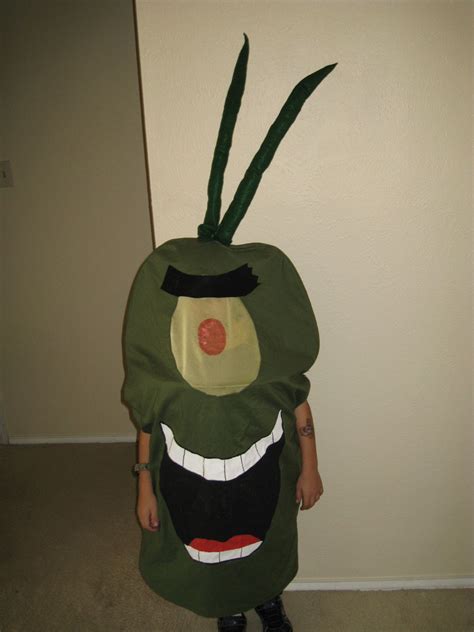 My daughter loved this show growing up and really wanted to do these spongebob halloween costumes. Plankton (Spongebob) Costume | Spongebob halloween ...
