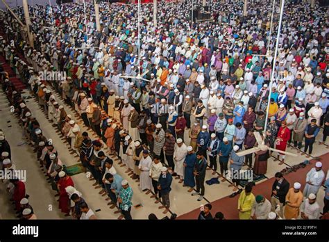 Dhaka Dhaka Bangladesh 24th Dec 2021 Tens Of Thousands Of Muslim