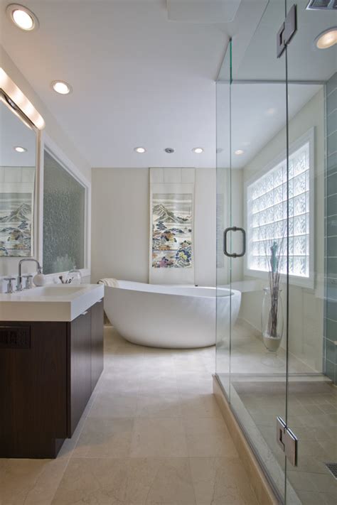 Jika ingin membeli shower tray untuk digunakan dengan shower box baru anda, maka anda harus membaca panduan pembelian terlebih dahulu dan pilihlah ukuran dan desain yang tepat untuk kamar mandi anda. 20 Desain Kamar Mandi Dengan Bathtub Terbaru | Ide Desain ...