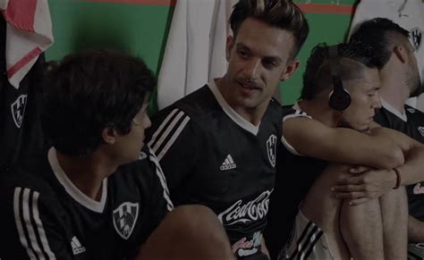 Crítica Da Segunda Temporada De Club De Cuervos Netflix Meta Galáxia