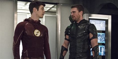the flash oliver queen s last t to barry revealed cbr