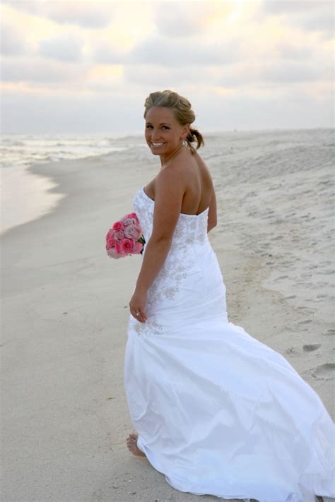 A dreamy beach house in cancun. Real Navarre Beach Wedding: Holly and Christopher | Panama ...