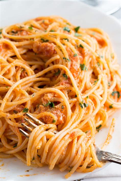 Skinny Spaghetti With Tomato Cream Sauce All The Flavor Without The