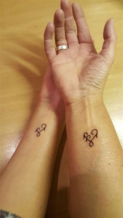 Adorable Mother Daughter Tattoos Mother Daughter Heart Tattoos