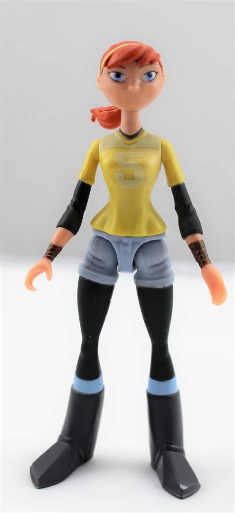 Her main love interest in the series was casey jones. Jay's Toy Shelf : Playmates Toys' April O'Neil - TMNT 2012