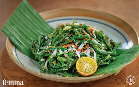 Ini dia cara memasak resep urap sayuran Resep Urap Sayur Bali oleh Maya Kerthyasa