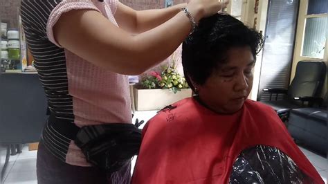 Mimpi tentang potong rambut merupakan salah satu mimpi yang bisa ditafsirkan menurut islam. Potong rambut pendek untuk wanita - YouTube