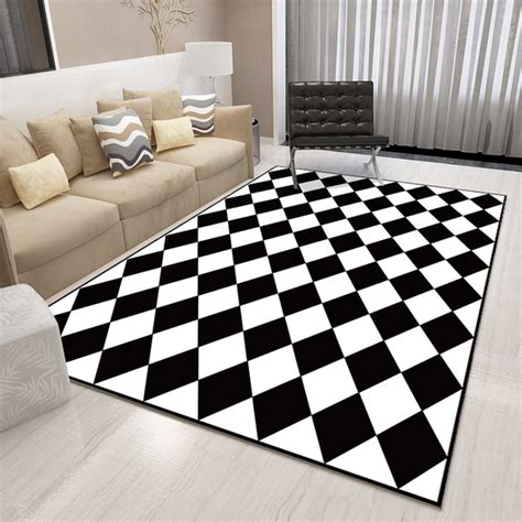 Upptagen Black And White - Geometric Rug in 2020 | Geometric rug, Rugs, Geometric
