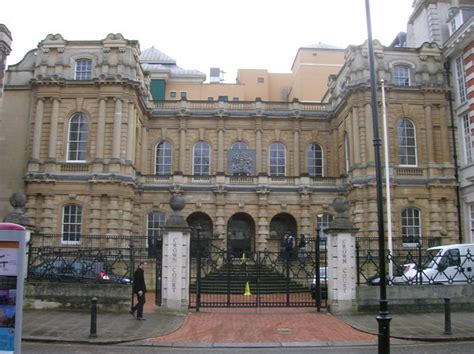 Reading Crown Court Old Shire Hall © Robin Sones Geograph