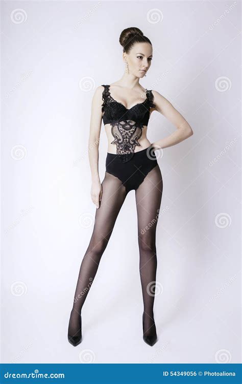 Belle Femme Avec De Longues Jambes Sexy Dans Les Bas Photo Stock Image Du Beauté Cheveu 54349056