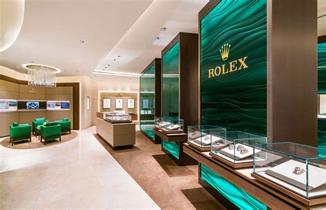 With delicate, minimalistic accessories trend on the radar, these contemporary pieces can be easily worn even after your big. Rolex Singapore Boutique Marina Square 2 | Store design ...