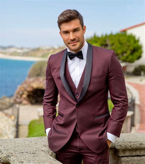 Burgundy Suit Color Combinations With Shirt And Tie Suits Expert