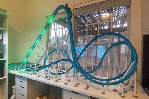 3d Printed Model Roller Coaster Accurately Simulates The Real Thing