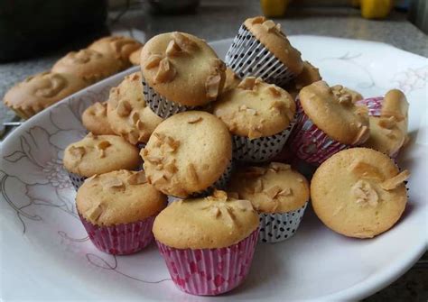 Cara membuat bolu panggang mini vanilla: Resep Mini bolu kering jadul oleh Shena592 - Cookpad
