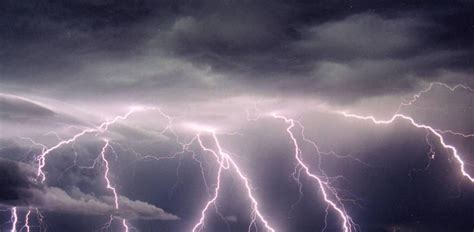 Animated Lightning Storm Background Wallpapersafari Thunderstorm