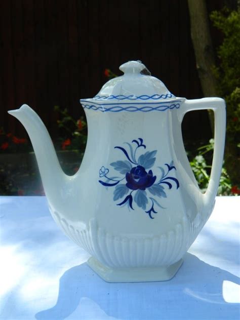 Vintage Wedgewood Blue Rose Hexagonal Large Coffee Pot