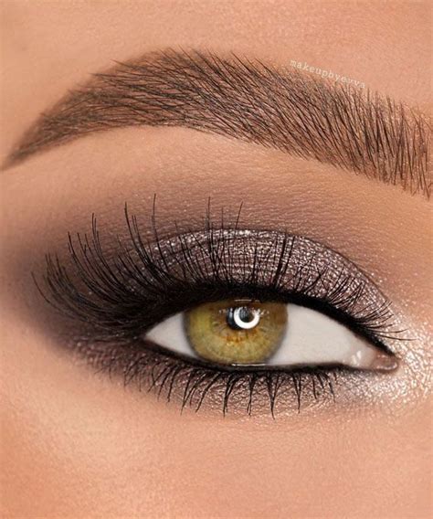 Best Eye Makeup Looks For Shimmery Smokey Makeup Look Artofit