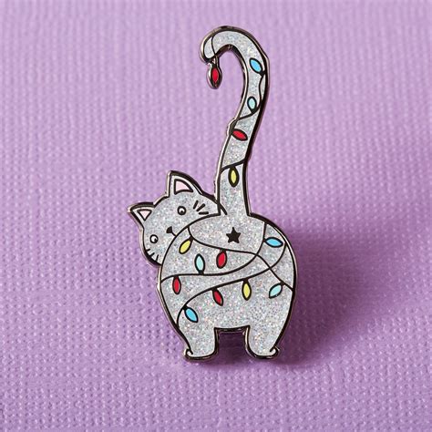Christmas Kitty Enamel Pin Enamel Pins Christmas Cats Pin
