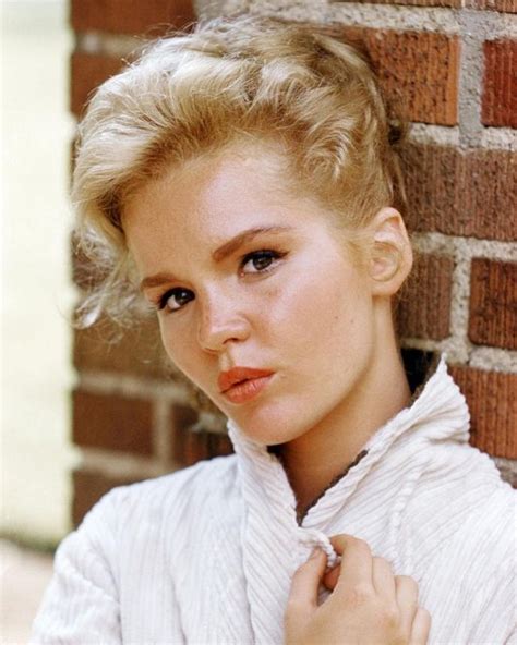 Tuesday Weld Life Story And Beautiful Photos Of The Famous Blonde Actresses And Model