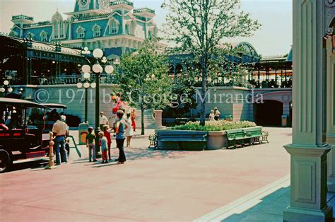 Disney Avenue 192 Rare Photos Of Walt Disney Worlds Opening Day