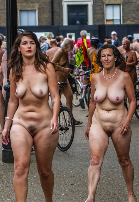 Wonders Of The World Naked Bike Ride Pics Play Claudia Costa