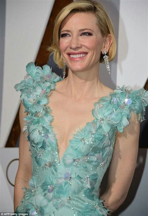 Cate Blanchets Dress Oscars 2016 Stunning Dresses Celebrity Gowns