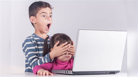 Los niños comienzan a ver pornografía entre los 8 y 12 años Más de dos