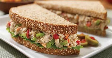 Bulgur wheat stuffed mini pepper main: Easy Recipes | Tuna-Veggie Picnic Sandwiches | Grains for Your Brain | Food, Picnic sandwiches ...